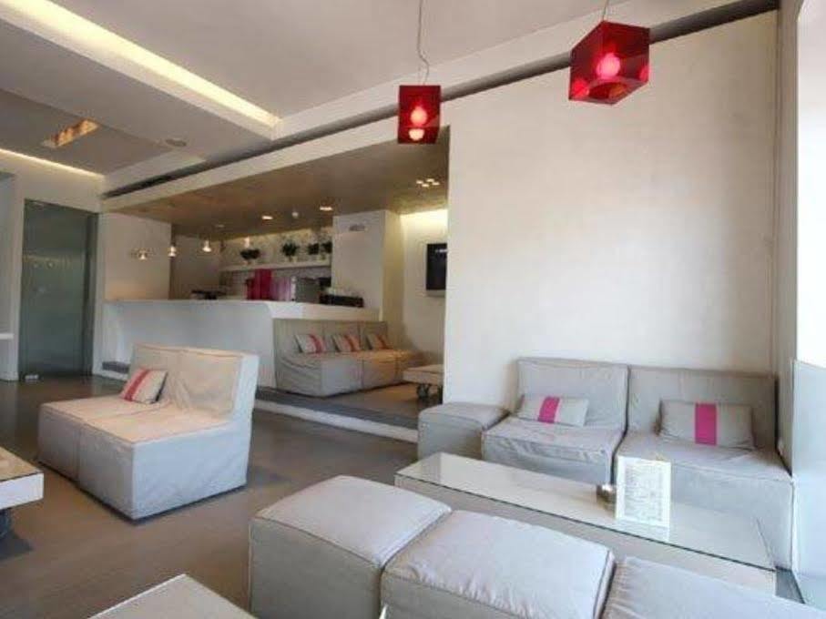 Ariston 3*