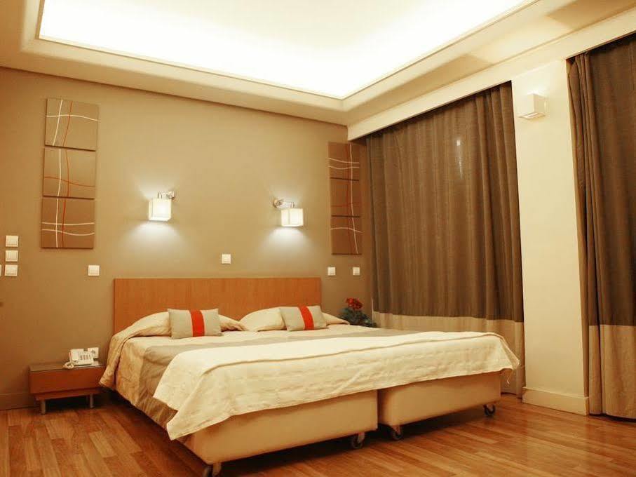 Ariston Hotel 3*